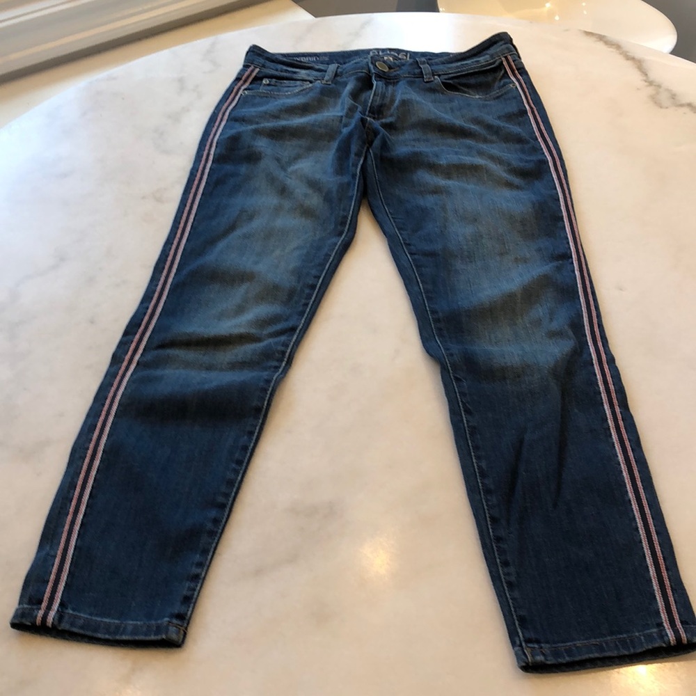 DL1961 Azalea relaxed skinny jean/side stripe. 27